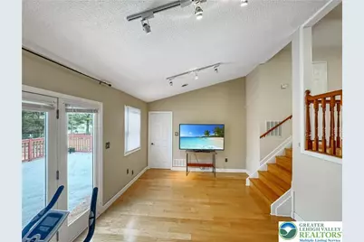 135 High Point Lane, Easton, PA 18042 - Photo 8