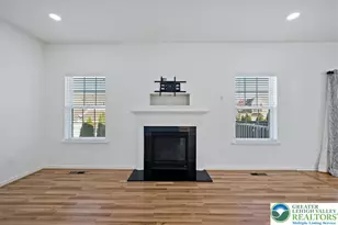 17 Stone Creek Court, Palmer Twp, PA 18045 - Photo 12