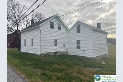 654 Youngs Hill Road, Plainfield Township, PA 18040 - Photo 4