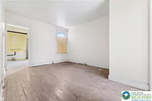 519 Jackson St, Bethlehem City, PA 18015 - Photo 4