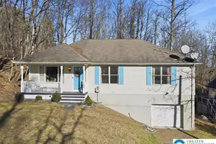 102 Longshore Cir, Smithfield Twp, PA 18302 - Photo 1