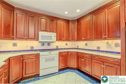 1768 Penns Crossing, South Whitehall Twp, PA 18104 - Photo 14