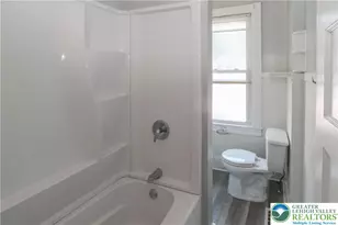 818 Jackson St, Easton, PA 18042 - Photo 16