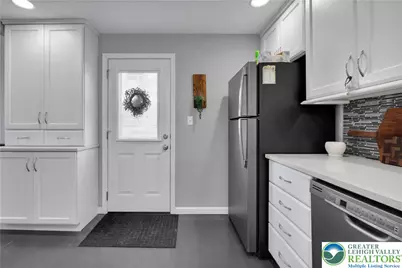 2214 E Fairmont Street, Allentown City, PA 18109 - Photo 10