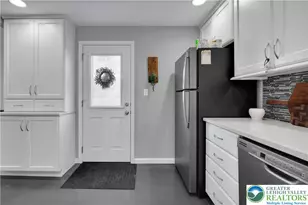 2214 E Fairmont St, Allentown City, PA 18109 - Photo 10