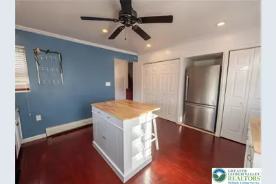 220 W Kleinhans Street, Easton, PA 18042 - Photo 10