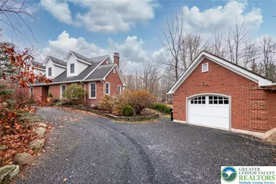 401 Echo Lake Drive, Upper Mt Bethel Twp, PA 18013 - Photo 2