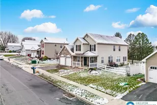 30 Crown Dr, Forks Twp, PA 18040 - Photo 12