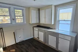 153 W High St, Nesquehoning, PA 18240 - Photo 6