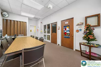 2918 Macarthur Road, Whitehall Township, PA 18052 - Photo 28