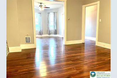 909 Bushkill Street, Easton, PA 18042 - Photo 2