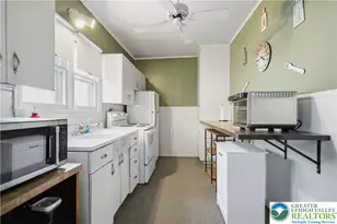 728 Broad St, Tamaqua Boro, PA 18252 - Photo 10