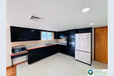 944 E Federal Street, Salisbury Township, PA 18103 - Photo 6