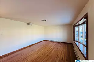 944 E Federal St, Salisbury Township, PA 18103 - Photo 4