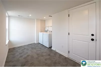 560 Long Street #1, Emmaus Boro, PA 18049 - Photo 2