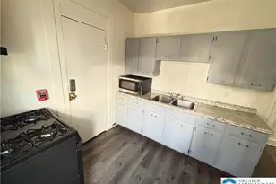 113 N 8th St, Easton, PA 18042 - Photo 4