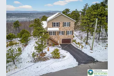 532 Buck Mountain Blvd, Hazle Township, PA 18202 - Photo 8