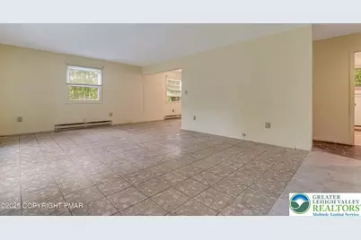 129 Winona Road, Mount Pocono, PA 18344 - Photo 4