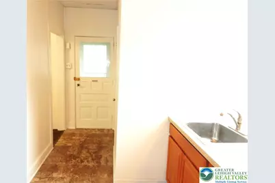 1428 Center Street #1, Bethlehem City, PA 18018 - Photo 6