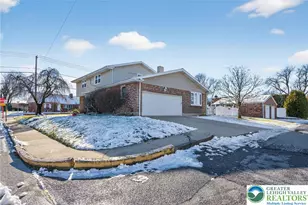 1900 Hokendauqua Ave, Northampton Boro, PA 18067 - Photo 8