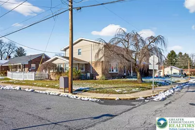 1900 Hokendauqua Avenue, Northampton Boro, PA 18067 - Photo 4