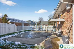 1900 Hokendauqua Ave, Northampton Boro, PA 18067 - Photo 10