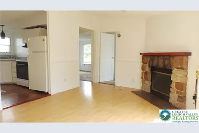 15 Canterbury Court, Forks Twp, PA 18040 - Photo 8