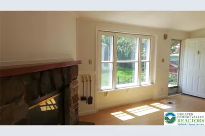 15 Canterbury Court, Forks Twp, PA 18040 - Photo 6