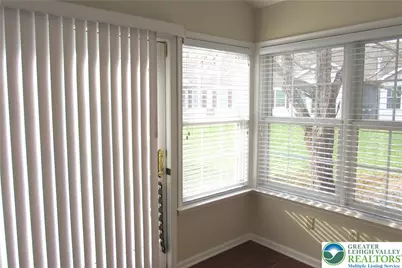 1530 W Harvest Drive, Forks Twp, PA 18045 - Photo 8