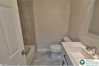 218 N 38th, South Whitehall Twp, PA 18104 - Photo 36