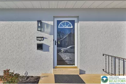 218 N 38th, South Whitehall Twp, PA 18104 - Photo 2