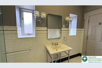 214 Spring Garden Street #3A, Easton, PA 18042 - Photo 16