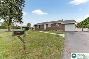 1305 Statten Ave, Hanover Twp, PA 18017 - Photo 2