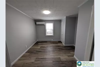 1111 Catasaqua Road #2nd floor, Whitehall, PA 18052 - Photo 4