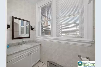 542 W Walnut Street #1R, Allentown City, PA 18101 - Photo 12