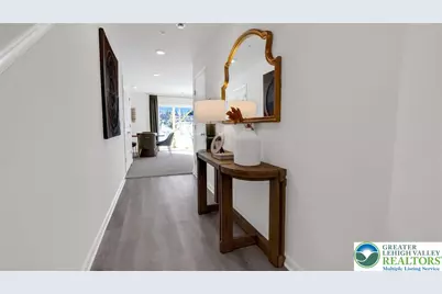 8213 Alexander Court, Breinigsville, PA 18031 - Photo 4