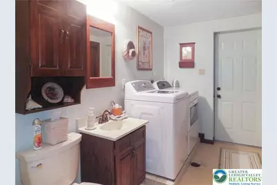 508 Circle Drive, Catasauqua Boro, PA 18032 - Photo 16