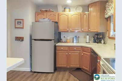 508 Circle Drive, Catasauqua Boro, PA 18032 - Photo 10