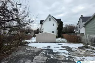 205 W 27th St, Northampton Boro, PA 18067 - Photo 6