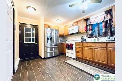 149 Livingston Lane, Clifton Twp, PA 18424 - Photo 6