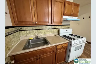 1503 Washington Street #2, Wilson Boro, PA 18042 - Photo 6