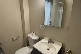 1503 Washington St, Wilson Boro, PA 18042 - Photo 12