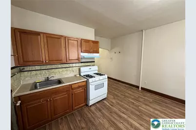 1503 Washington Street #2, Wilson Boro, PA 18042 - Photo 8