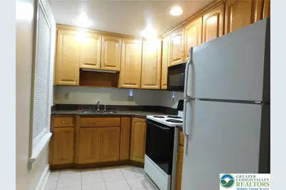 826 Main Street #2, Bethlehem City, PA 18018 - Photo 2