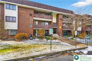 1575 Creekside Rd, Whitehall Twp, PA 18052 - Photo 1