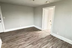 635 Berwick St, Easton, PA 18042 - Photo 10