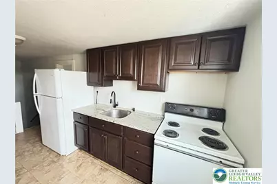 633 W Berwick Street #3, Easton, PA 18042 - Photo 4