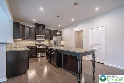 2584 Raya Way, Bethlehem Township, PA 18045 - Photo 12