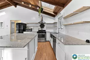 2329 Cramer Ct, Lehman Twp, PA 18324 - Photo 4