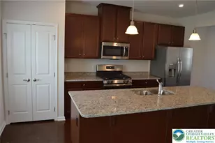 2332 Raya Wy, Easton, PA 18045 - Photo 8